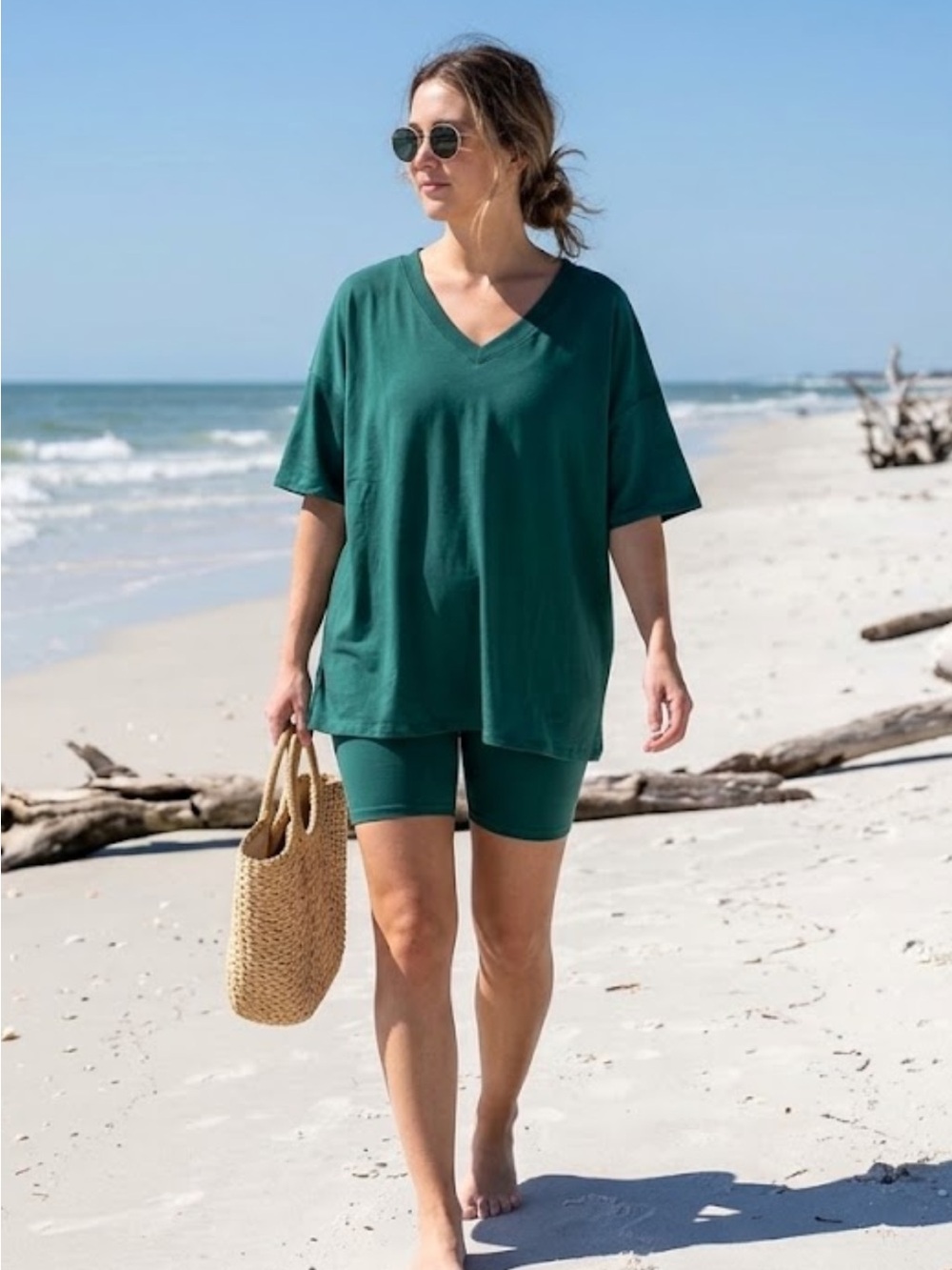 Zenana Women's Deep Forest Green oversized V-Neck biker shorts Set small